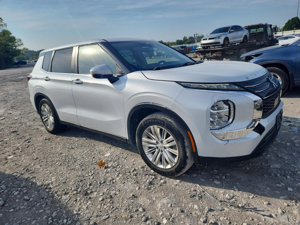 Mitsubishi OUTLANDER 2023 — Copart