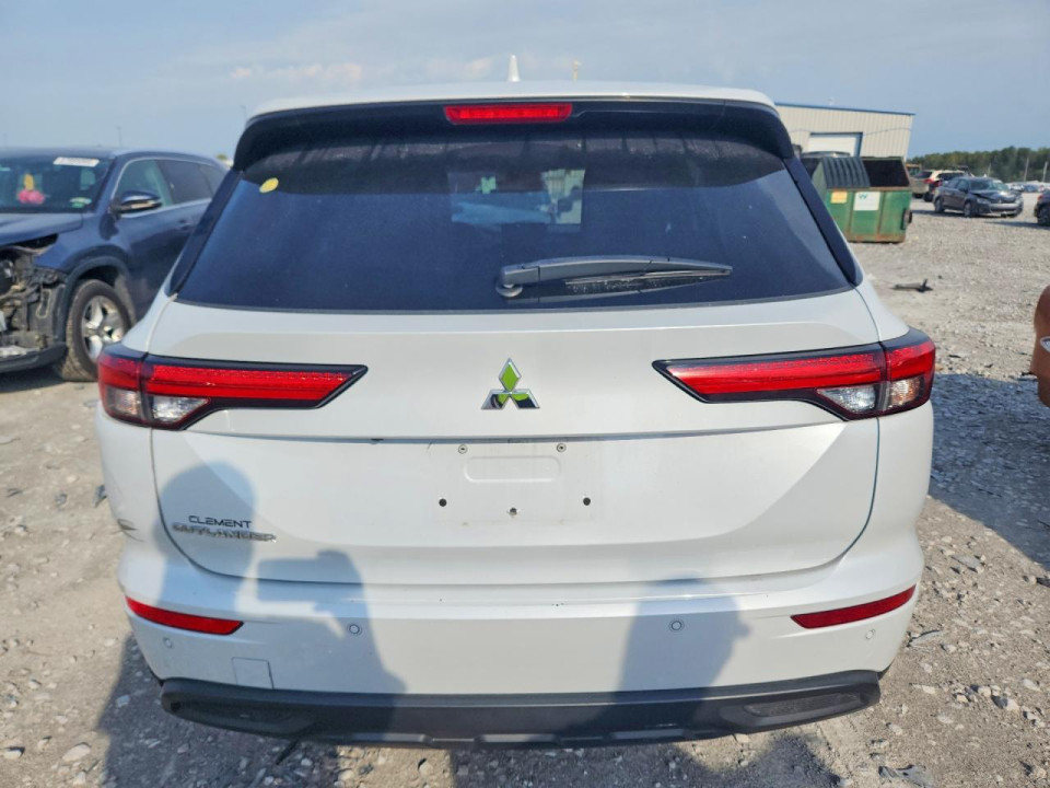 Mitsubishi OUTLANDER 2023 — Copart