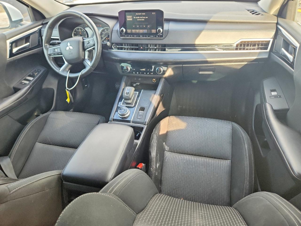 Mitsubishi OUTLANDER 2023 — Copart