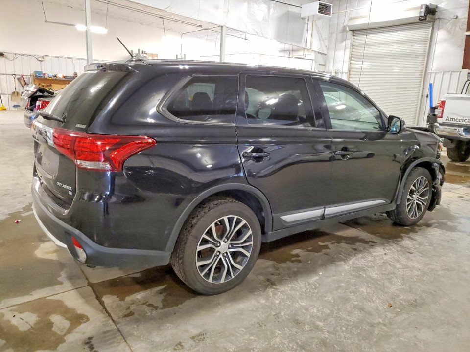 Mitsubishi OUTLANDER 2016 — Copart