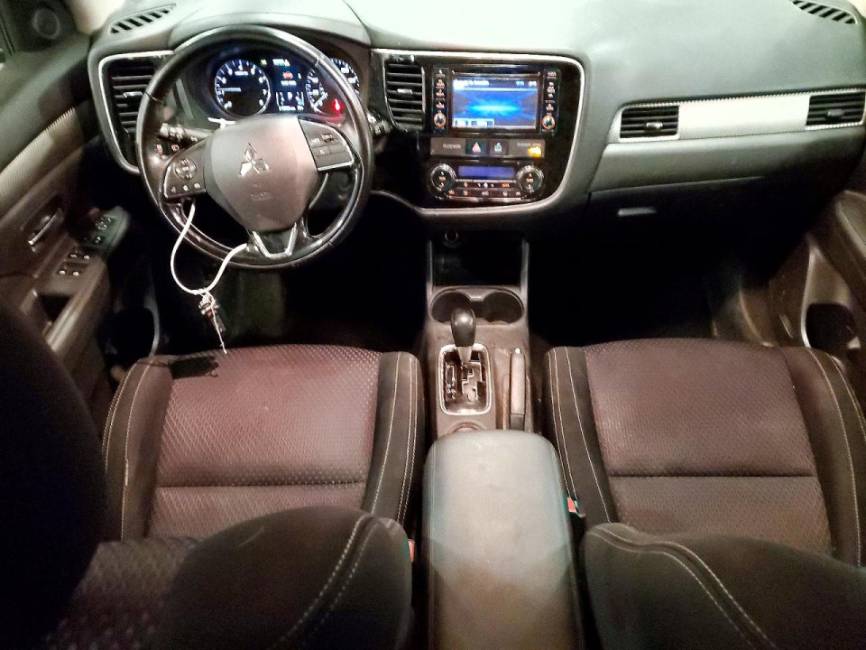 Mitsubishi OUTLANDER 2016 — Copart
