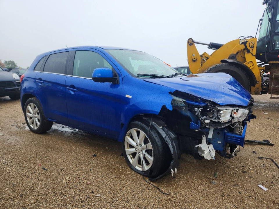 Mitsubishi OUTLANDER 2015 — Copart