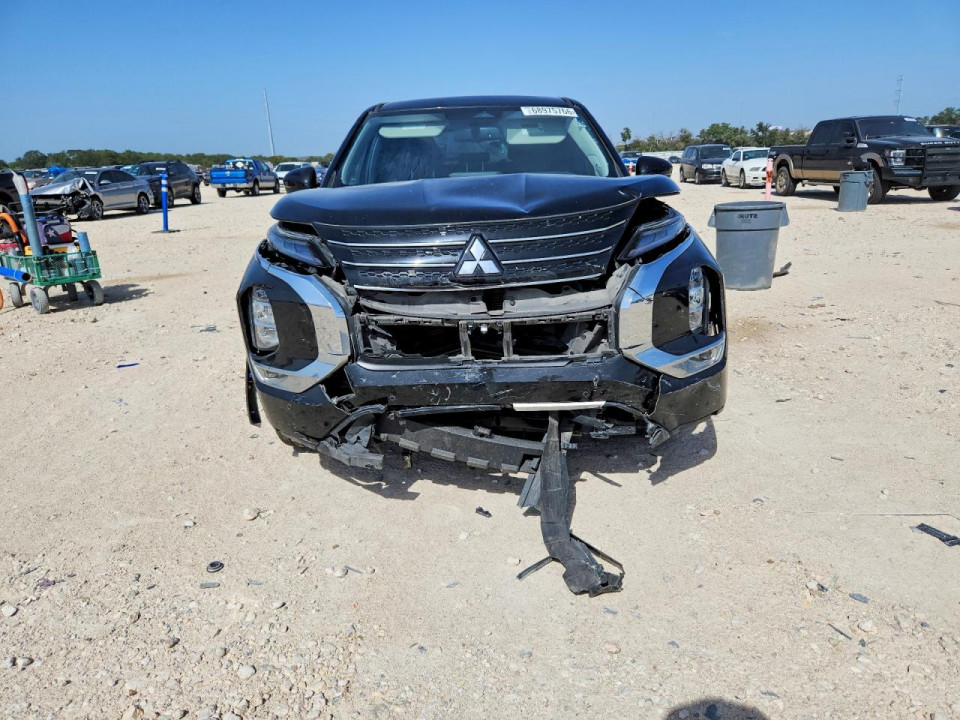 Mitsubishi OUTLANDER 2023 — Copart