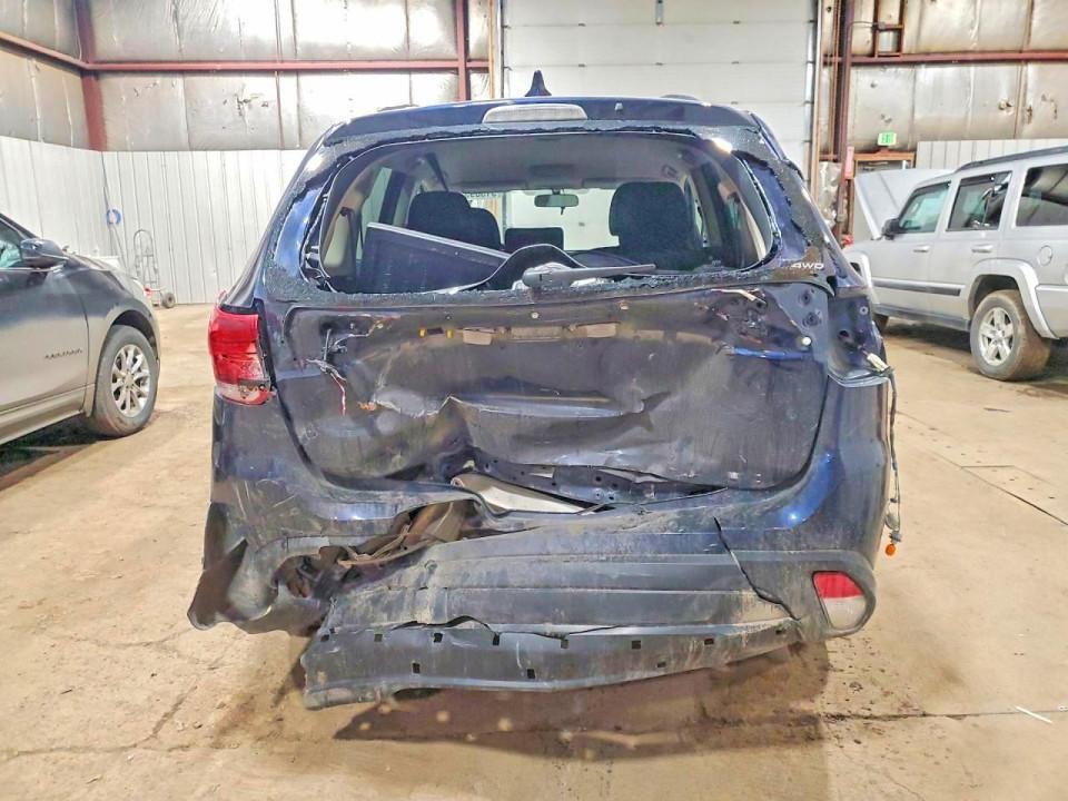 Mitsubishi OUTLANDER 2018 — Copart