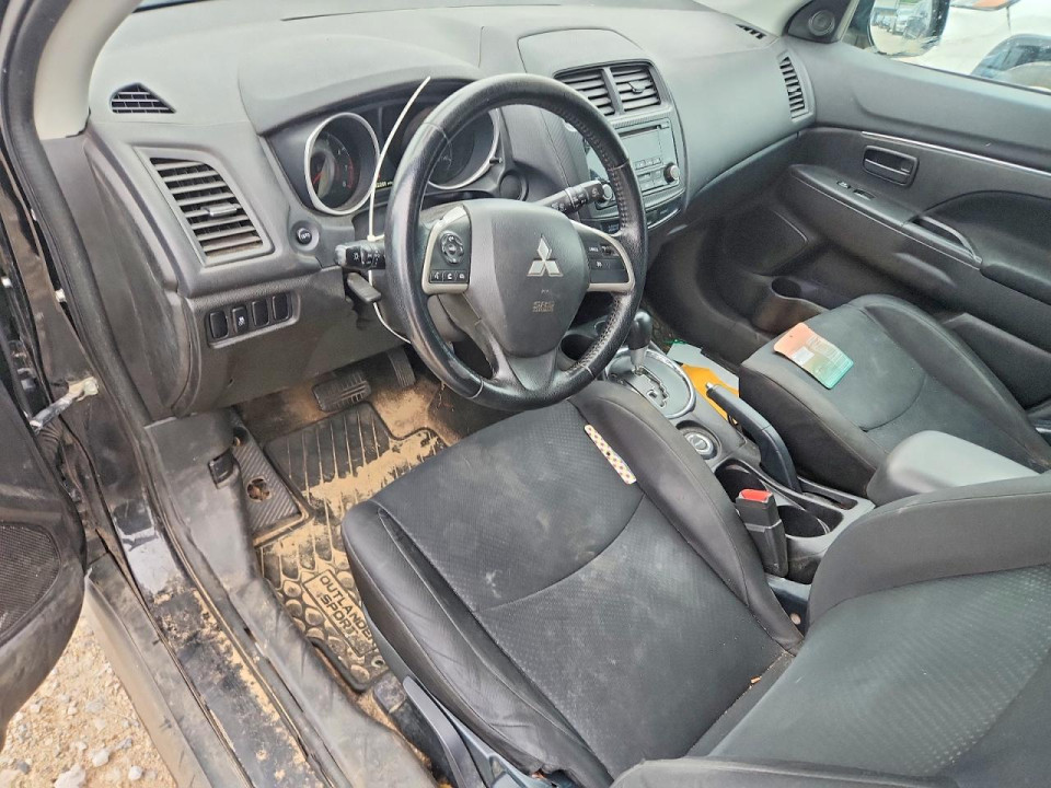 Mitsubishi OUTLANDER 2015 — Copart