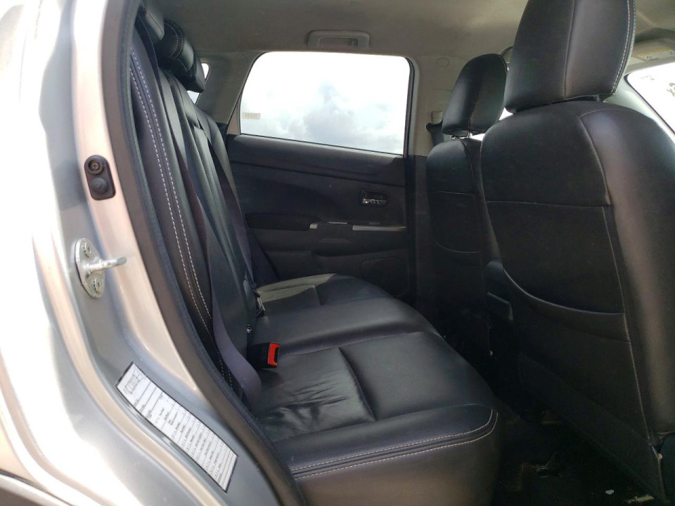 Mitsubishi OUTLANDER 2020 — Copart
