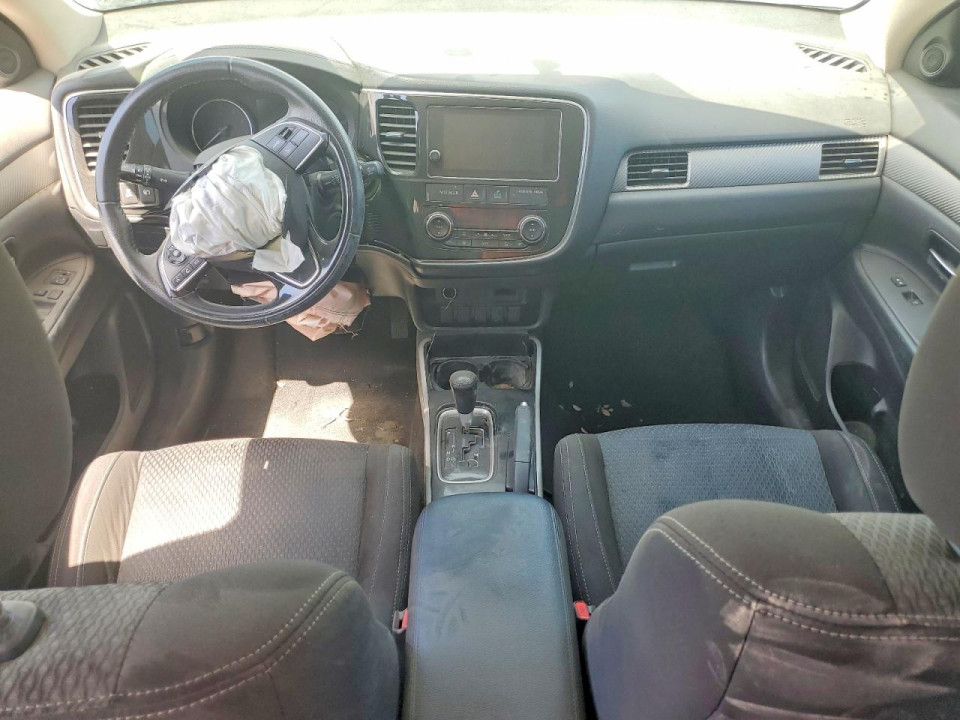 Mitsubishi OUTLANDER 2018 — Copart