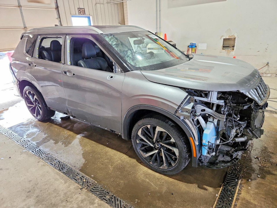 Mitsubishi OUTLANDER 2022 — Copart