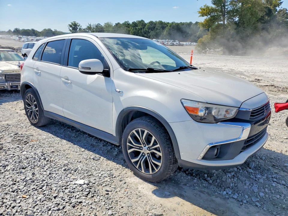 Mitsubishi OUTLANDER 2017 — Copart