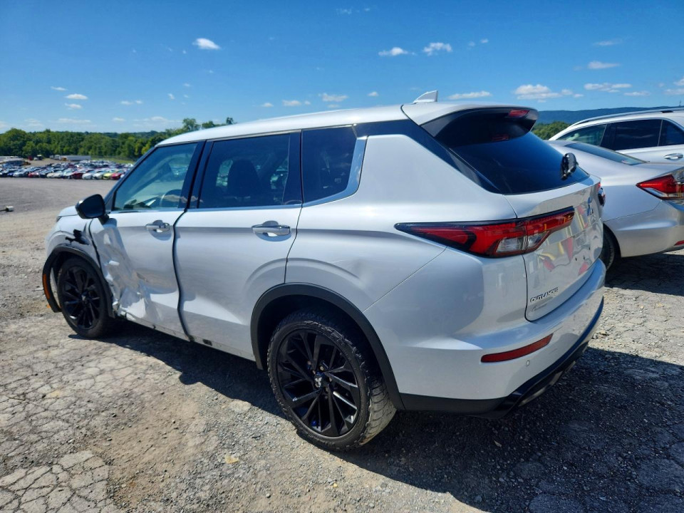 Mitsubishi OUTLANDER 2023 — Copart