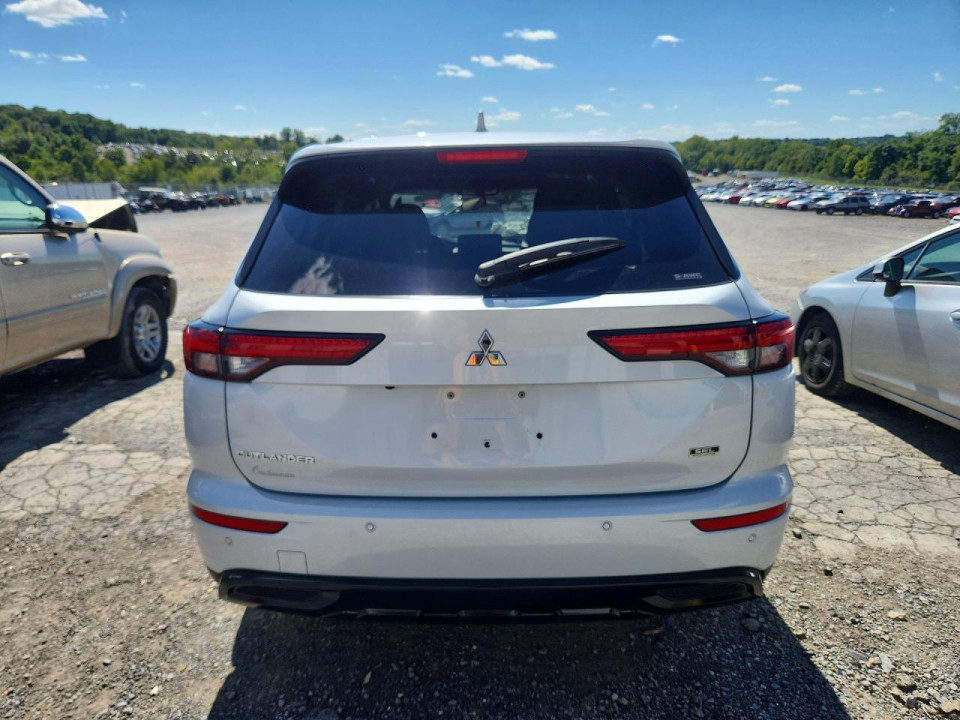 Mitsubishi OUTLANDER 2023 — Copart