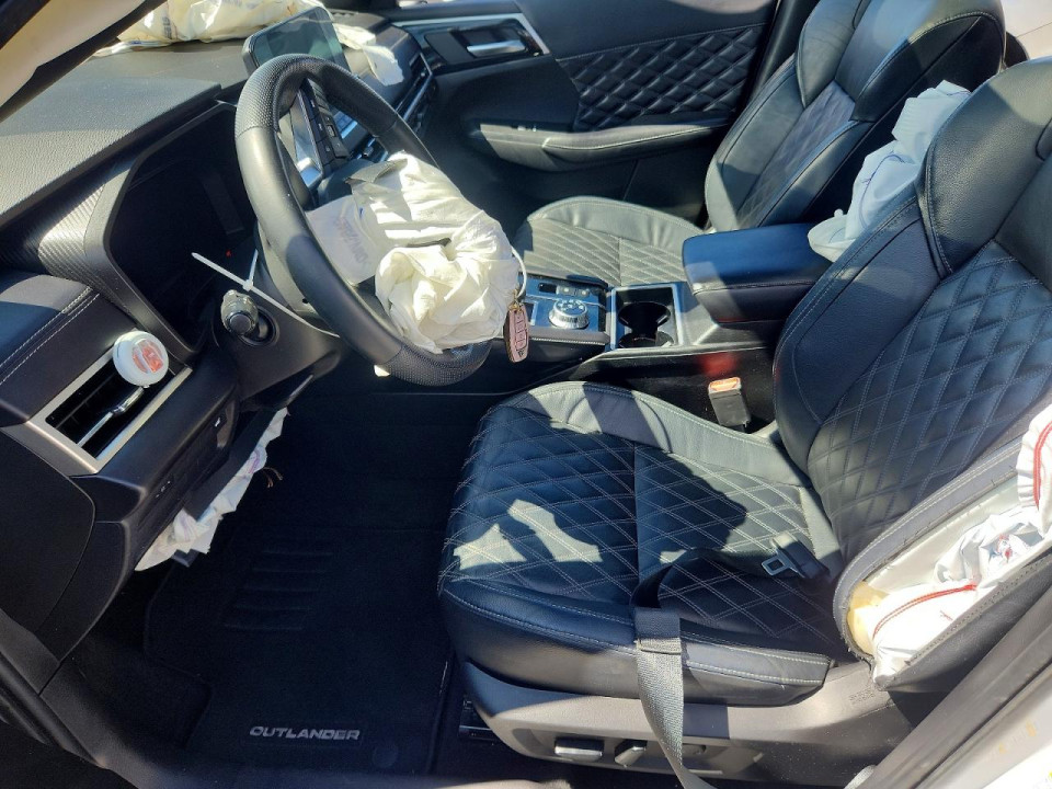 Mitsubishi OUTLANDER 2023 — Copart