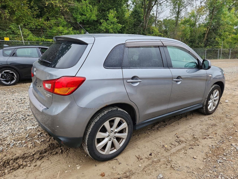 Mitsubishi OUTLANDER 2014 — Copart