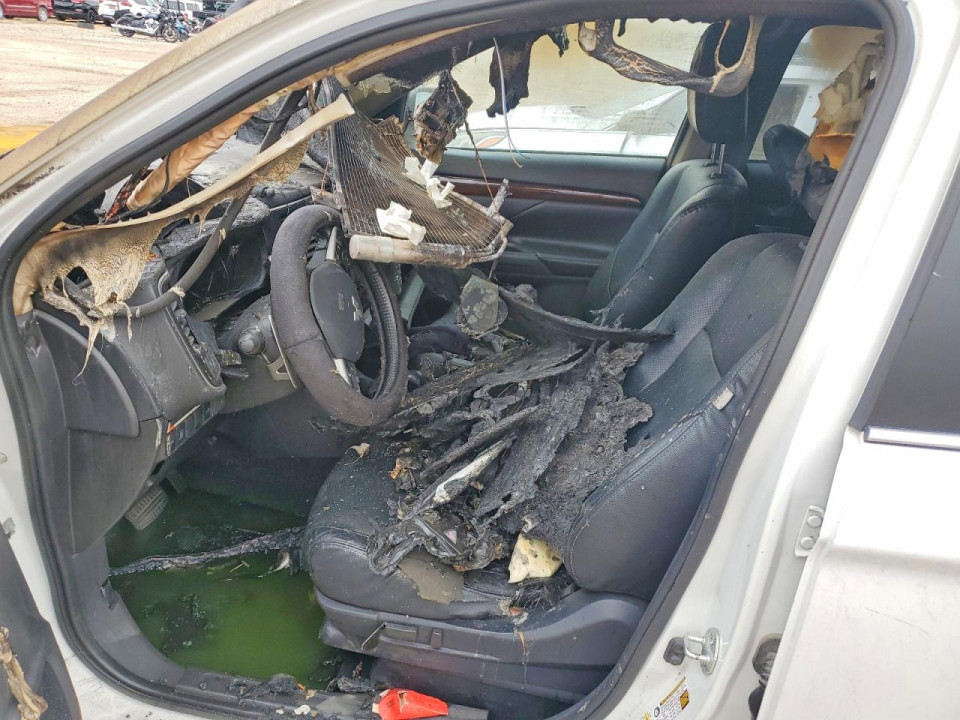 Mitsubishi OUTLANDER 2014 — Copart