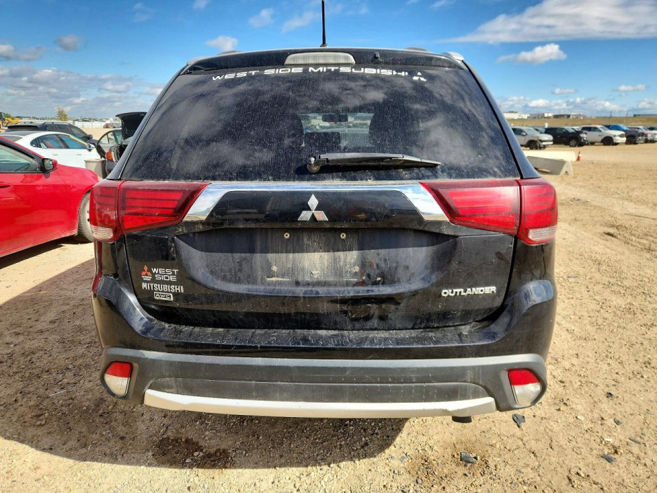 Mitsubishi OUTLANDER 2016 — Copart