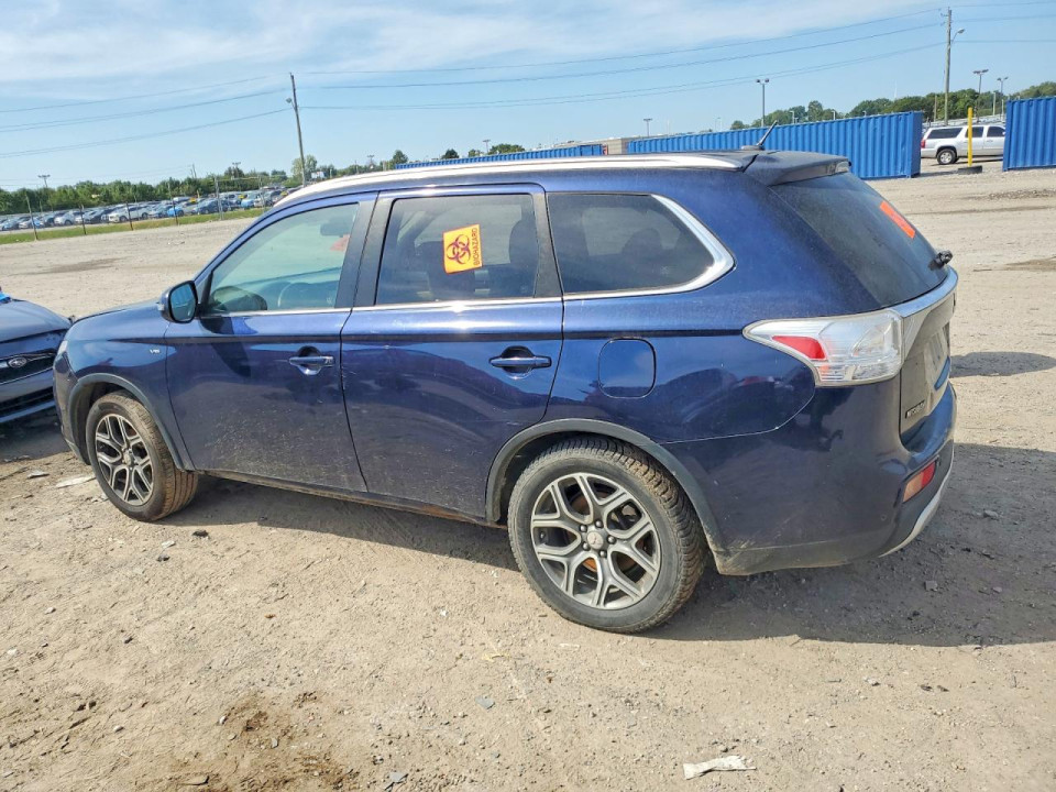 Mitsubishi OUTLANDER 2015 — Copart