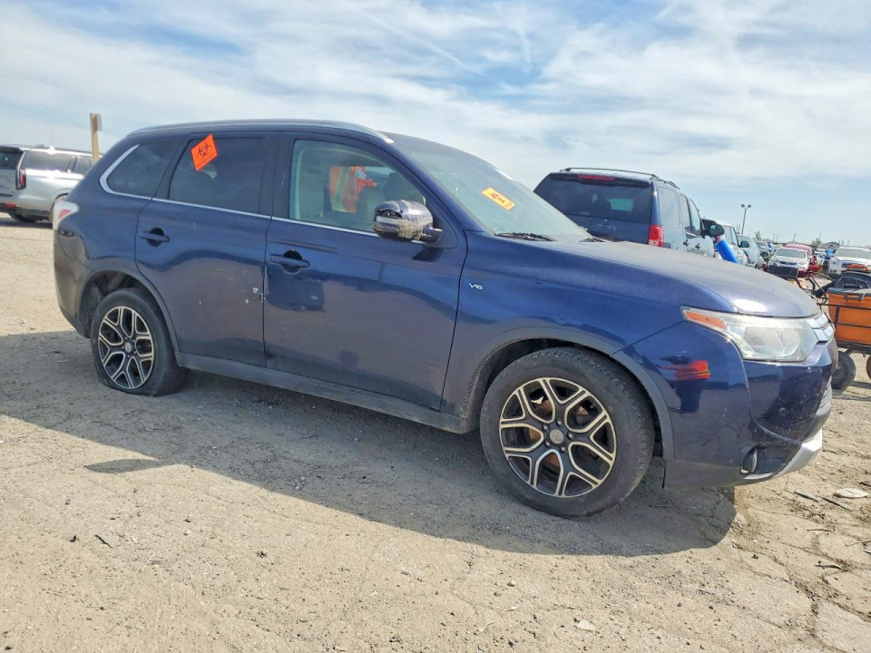 Mitsubishi OUTLANDER 2015 — Copart