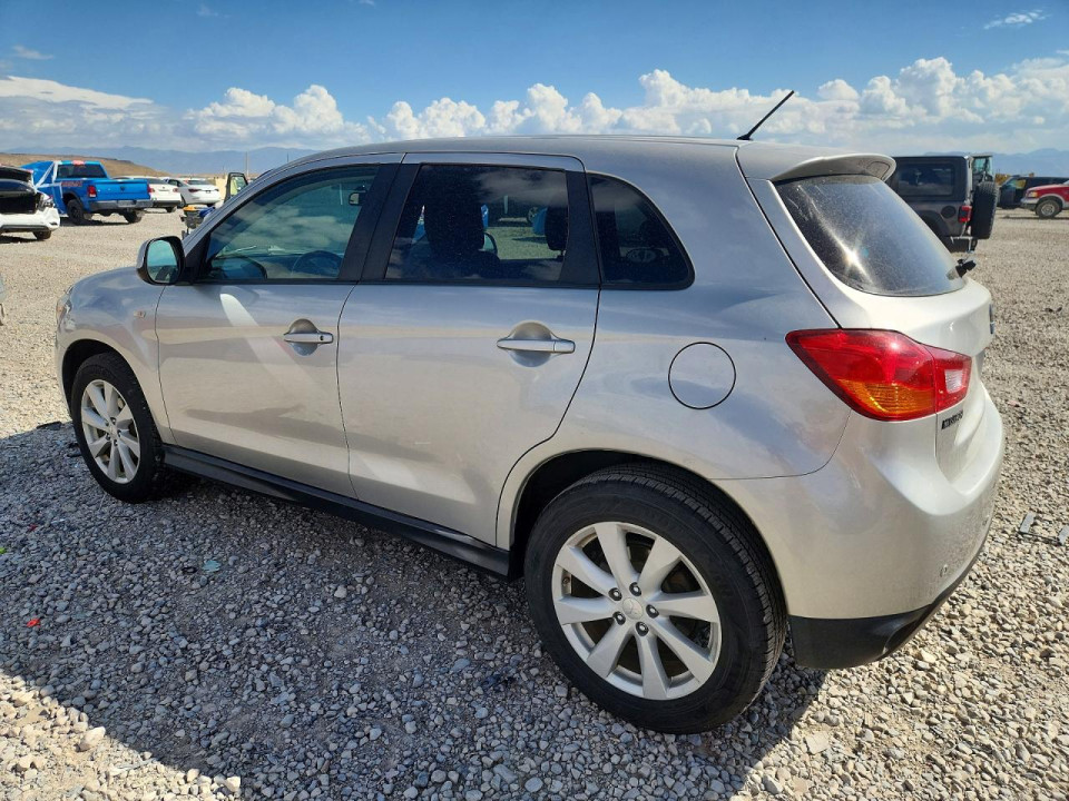 Mitsubishi OUTLANDER 2014 — Copart