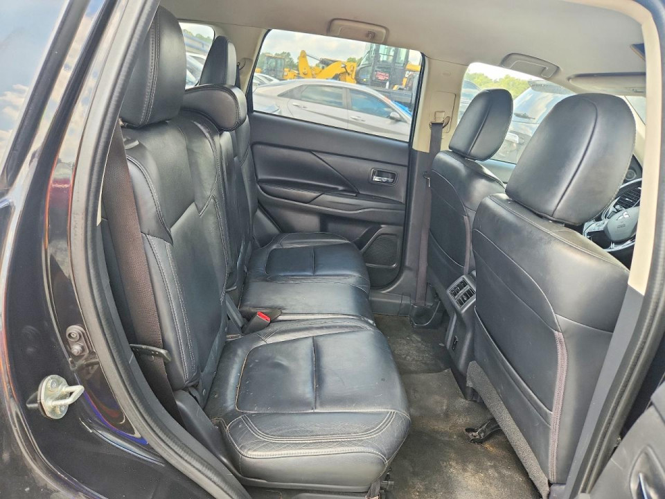 Mitsubishi OUTLANDER 2020 — Copart