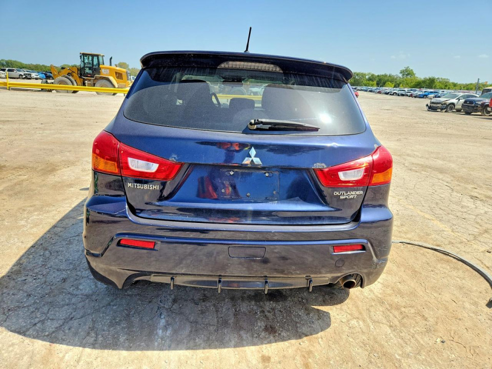 Mitsubishi OUTLANDER 2012 — Copart