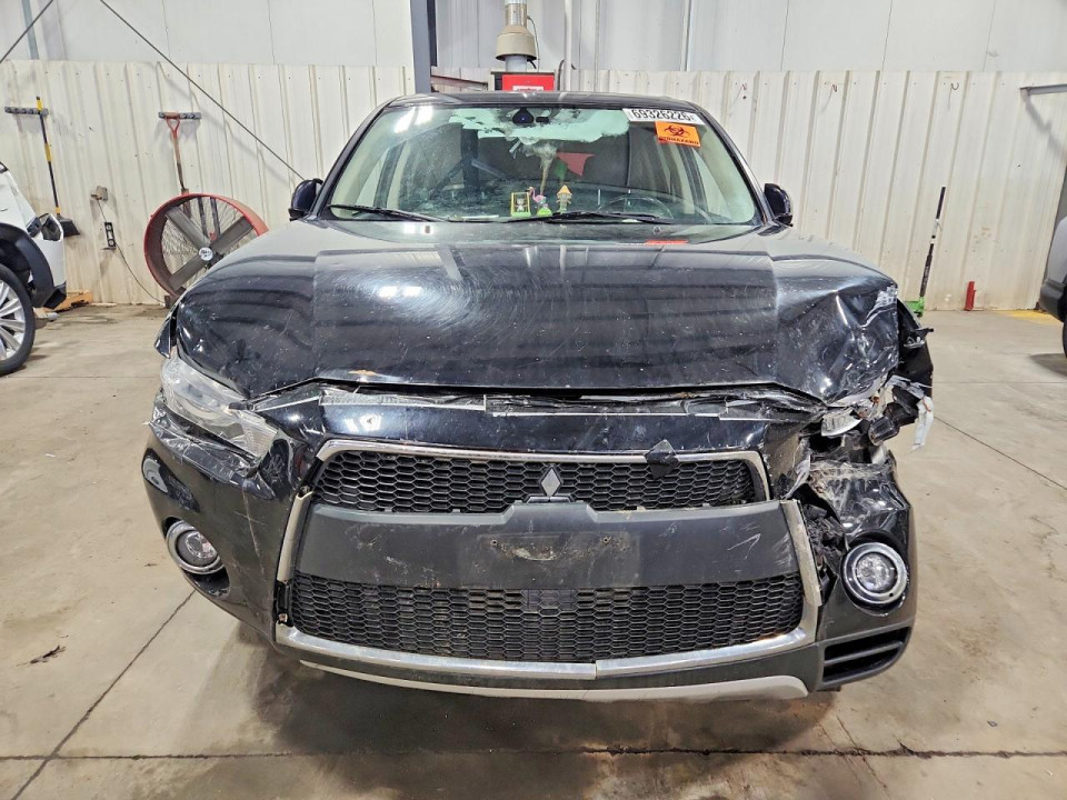 Mitsubishi OUTLANDER 2013 — Copart