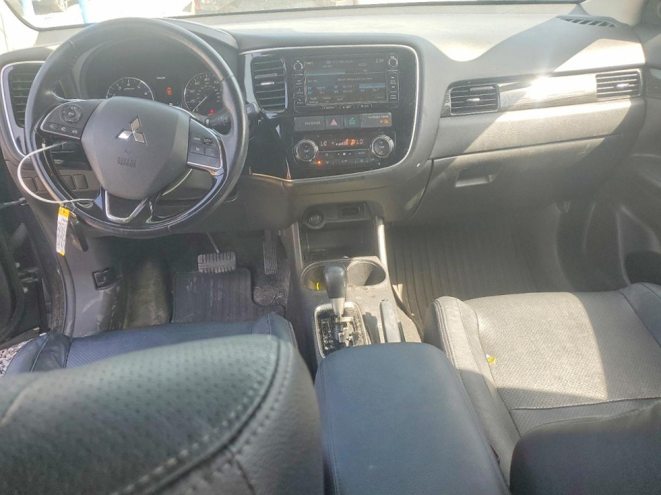 Mitsubishi OUTLANDER 2016 — Copart