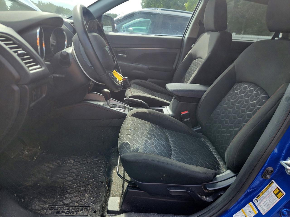 Mitsubishi OUTLANDER 2021 — Copart