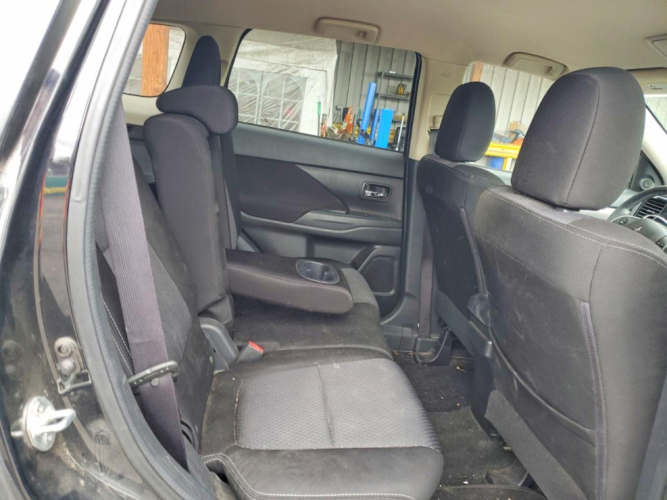 Mitsubishi OUTLANDER 2018 — Copart