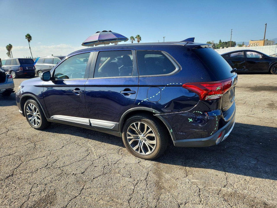 Mitsubishi OUTLANDER 2017 — Copart
