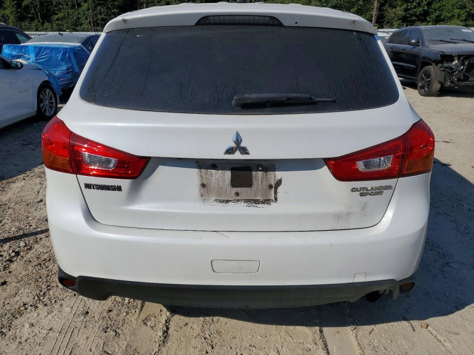 Mitsubishi OUTLANDER 2015 — Copart