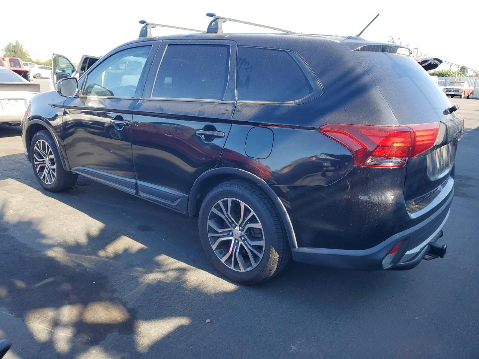 Mitsubishi OUTLANDER 2016 — Copart