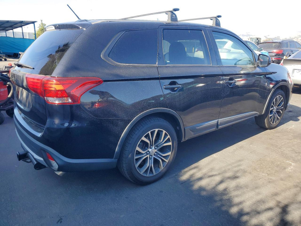 Mitsubishi OUTLANDER 2016 — Copart