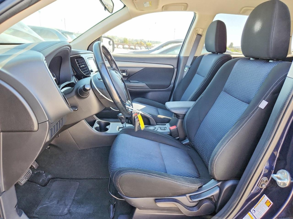 Mitsubishi OUTLANDER 2016 — Copart