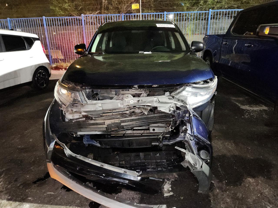 Mitsubishi OUTLANDER 2018 — Copart