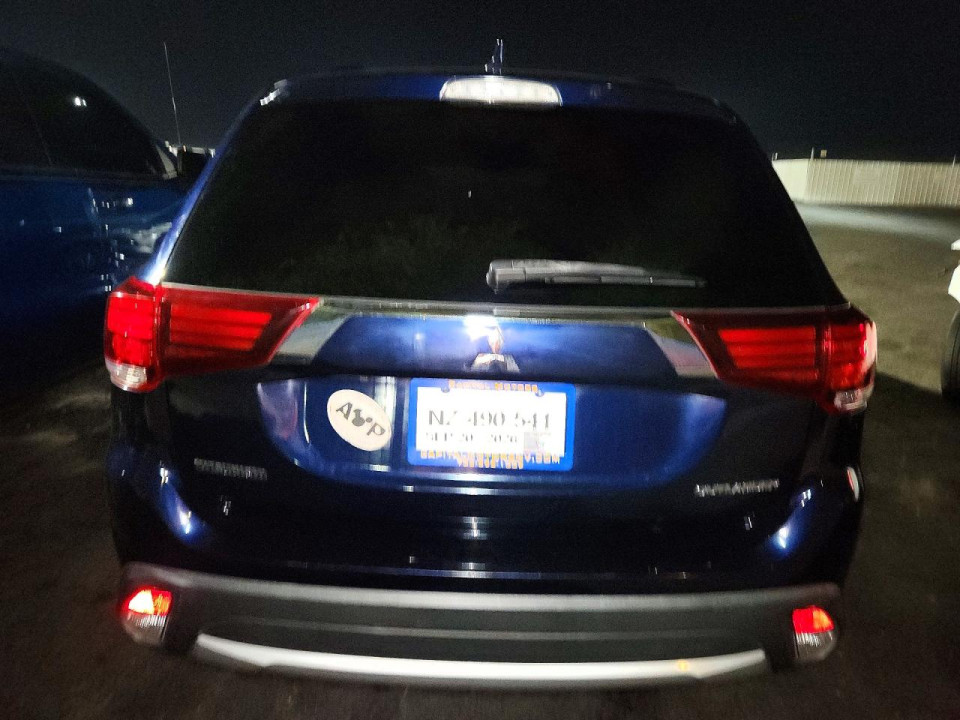 Mitsubishi OUTLANDER 2018 — Copart