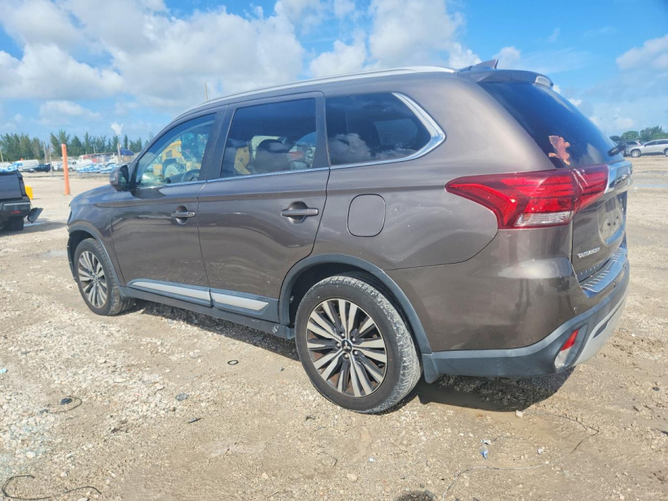 Mitsubishi OUTLANDER 2020 — Copart