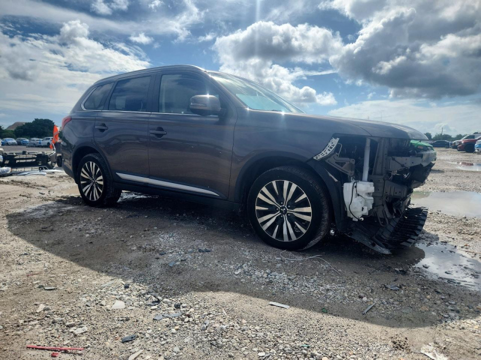 Mitsubishi OUTLANDER 2020 — Copart