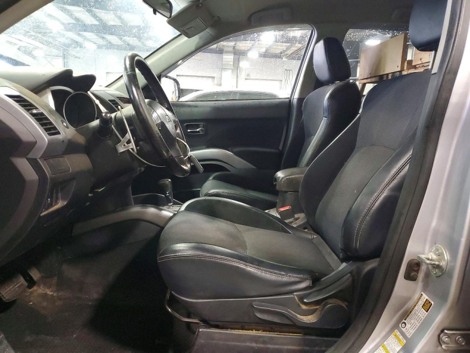 Mitsubishi OUTLANDER 2011 — Copart