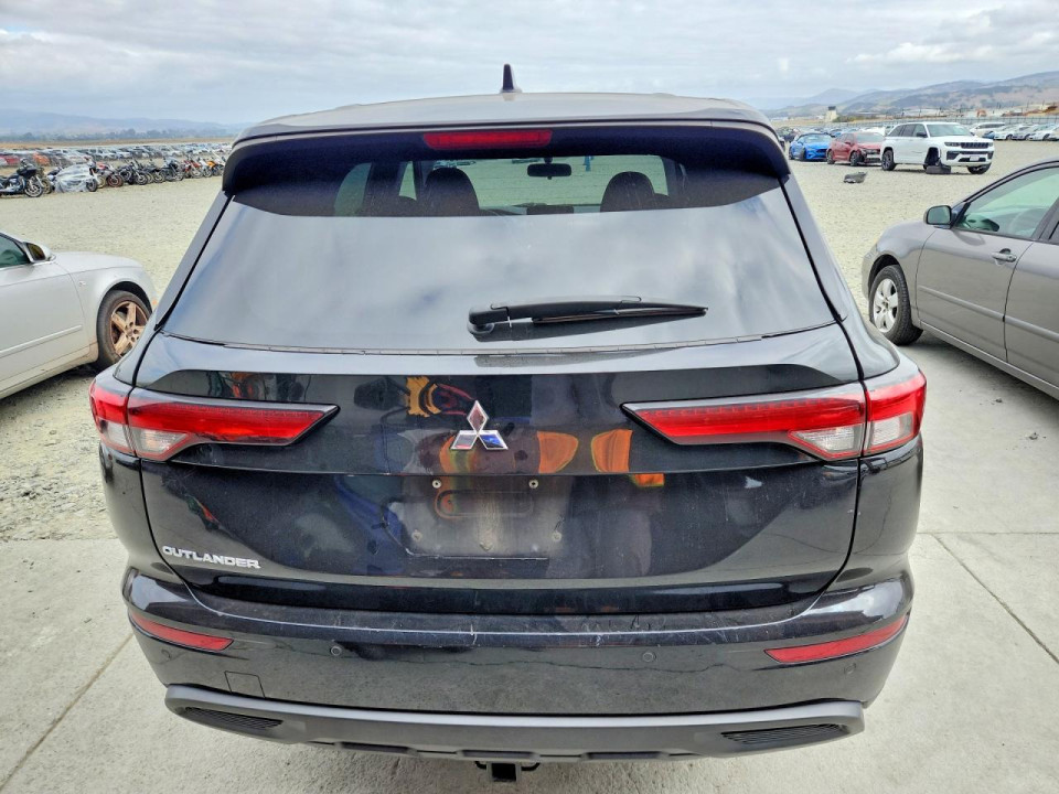 Mitsubishi OUTLANDER 2022 — Copart