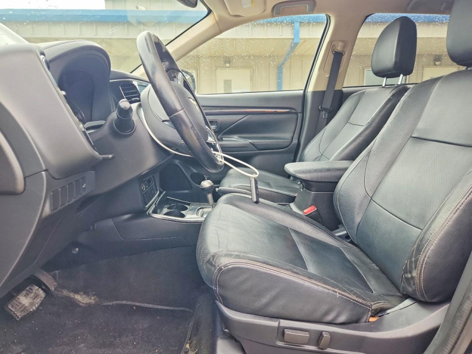 Mitsubishi OUTLANDER 2018 — Copart