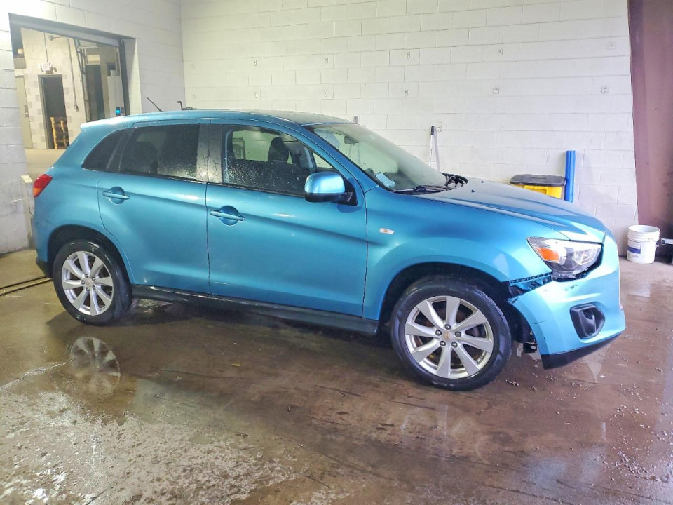 Mitsubishi OUTLANDER 2014 — Copart
