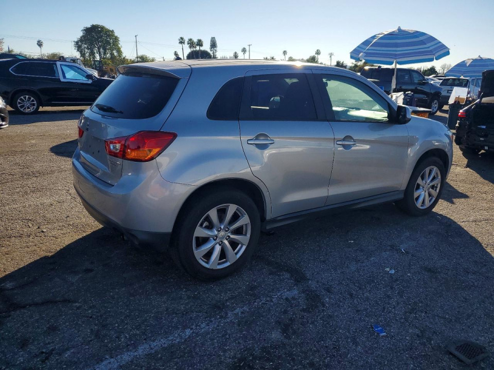 Mitsubishi OUTLANDER 2015 — Copart