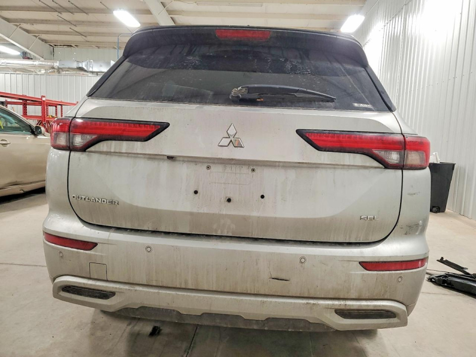 Mitsubishi OUTLANDER 2023 — Copart