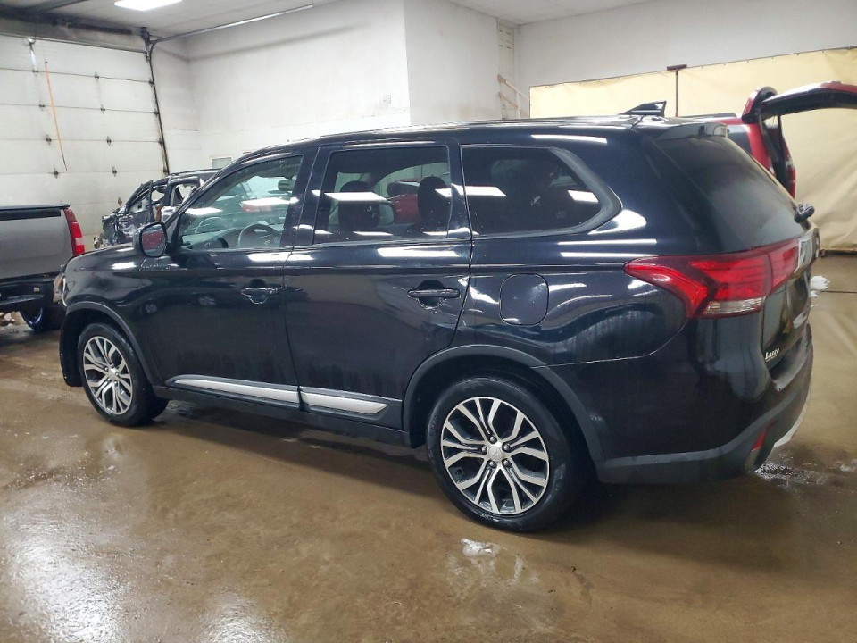 Mitsubishi OUTLANDER 2017 — Copart