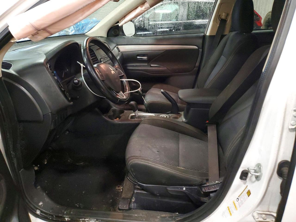 Mitsubishi OUTLANDER 2016 — Copart