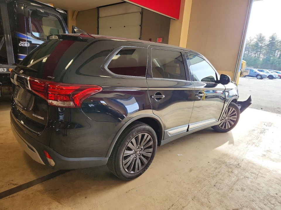 Mitsubishi OUTLANDER 2019 — Copart