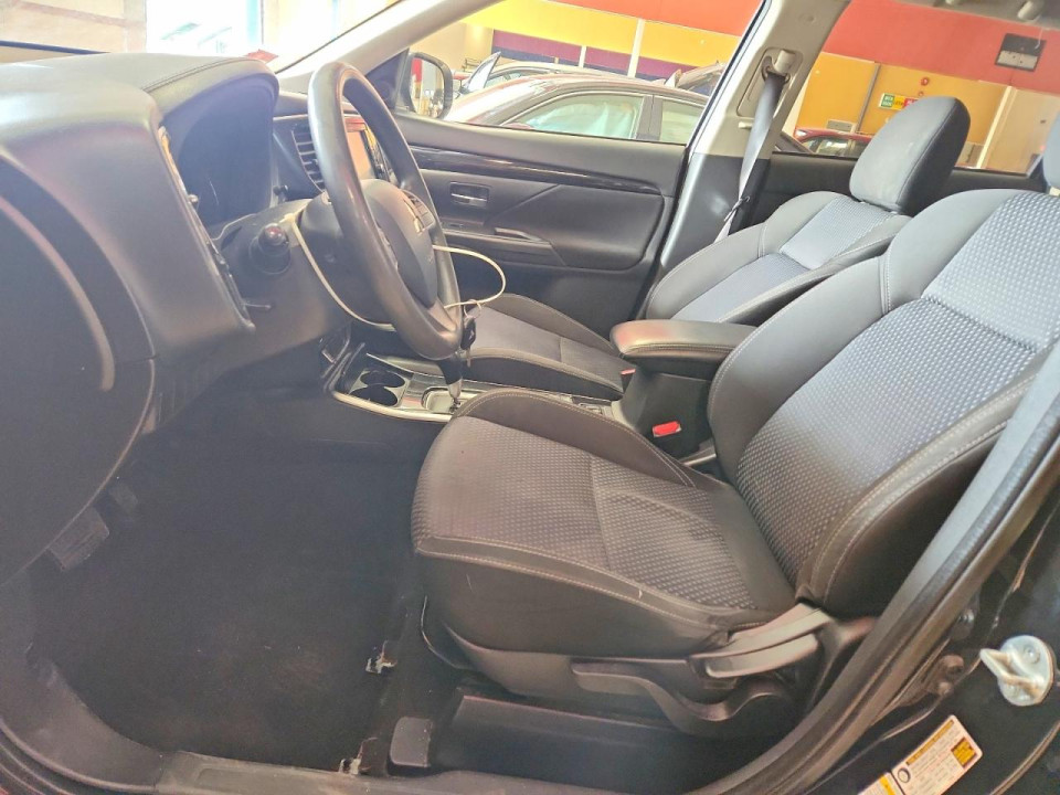 Mitsubishi OUTLANDER 2019 — Copart