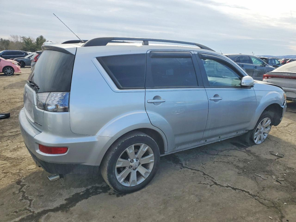 Mitsubishi OUTLANDER 2011 — Copart