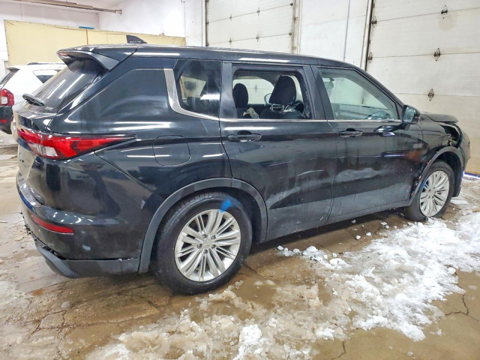 Mitsubishi OUTLANDER 2022 — Copart