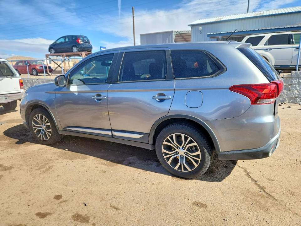 Mitsubishi OUTLANDER 2016 — Copart